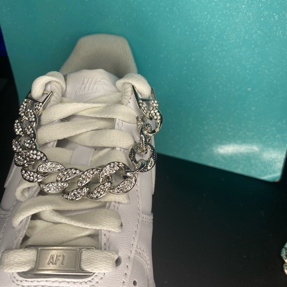 Lace charms